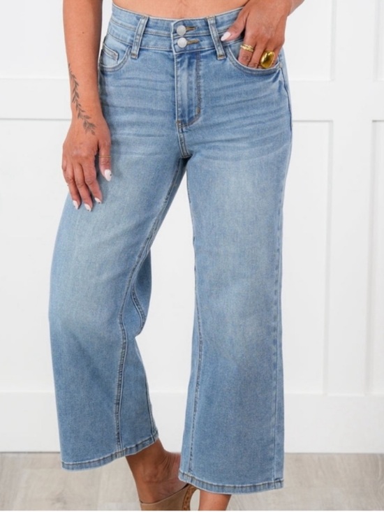Judy Blue Denim - Judy Blue Cool Runnings Wide Leg Crop Jeans Size 5/27